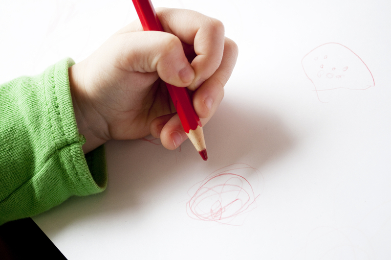 Why Left Handed People Are So Much Better Than Righties | pticelov/Shutterstock