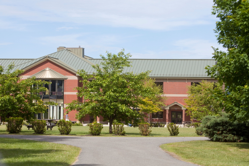 The University of Maine at Augusta | Alamy Stock Photo by The Maine Collection