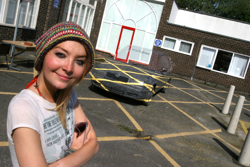 Car Camouflage | Alamy Stock Photo by WENN Rights Ltd