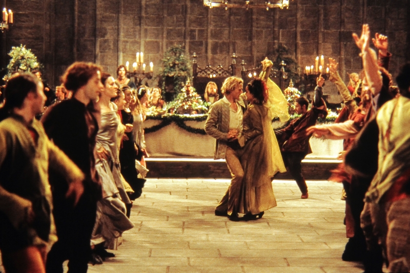 Dancing to David Bowie in “A Knight’s Tale” | Alamy Stock Photo by Egon Endrenyi/Sony Pictures/PictureLux/American Pictorial Collection