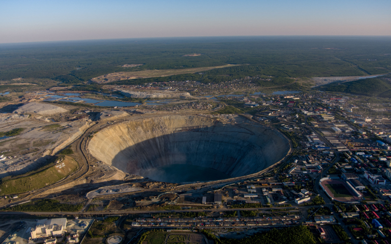 Breaking Through the Earth’s Crust | Suvorov_Alex/Shutterstock