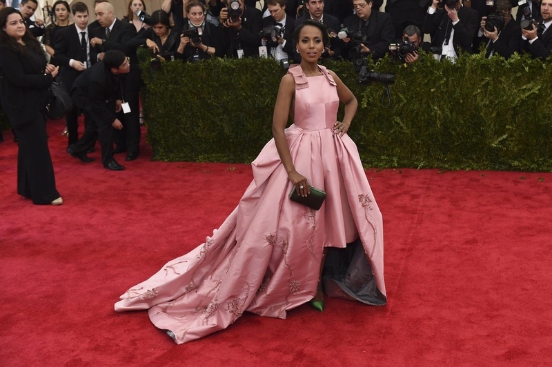 Pretty in Pink | Getty Images Photo by TIMOTHY A. CLARY/AFP 