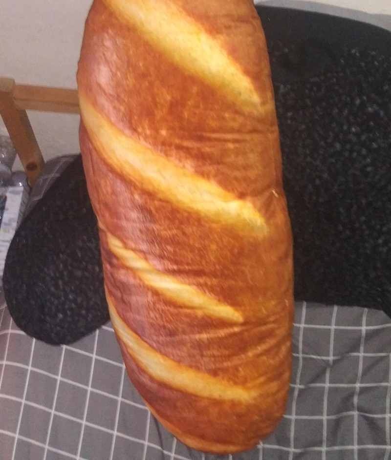 Bread Pillow | Reddit.com/fun_lover2008