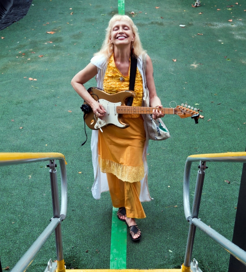 Leni Stern | Getty Images Photo by Jack Vartoogian